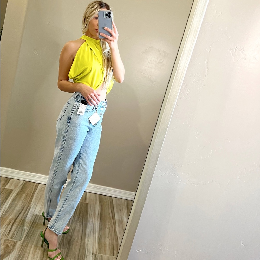 Superdown “Emani wrap crop top”